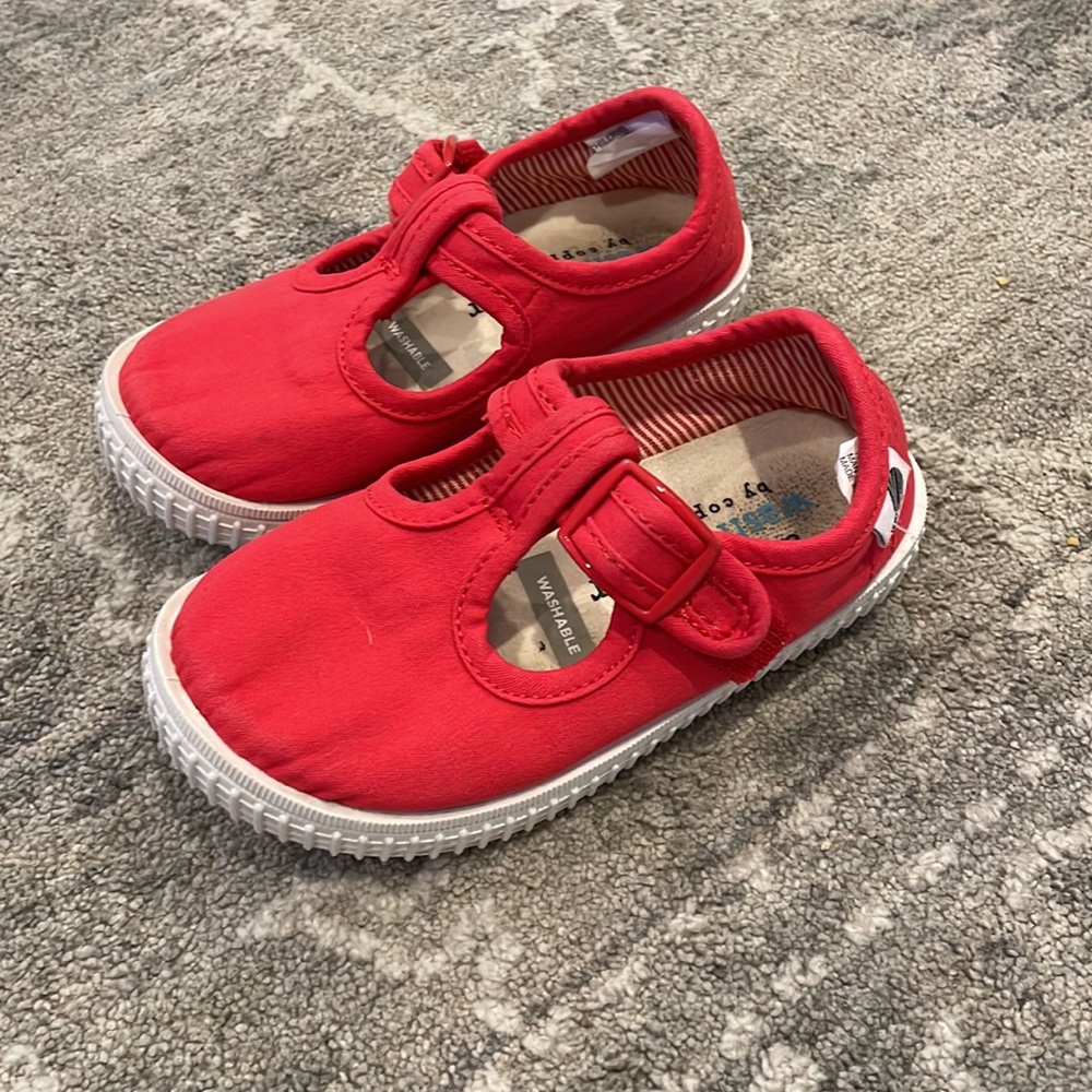Toddler girl red adventure wash and wear by Copper Key size 7 - Picture 3 of 7